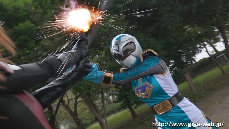 SUPER HEROINE アクションウォーズ20 聖忍戦隊カゲレンジャー ~カゲブルーを襲う呪い地獄~ 蓮実クレア 画像3