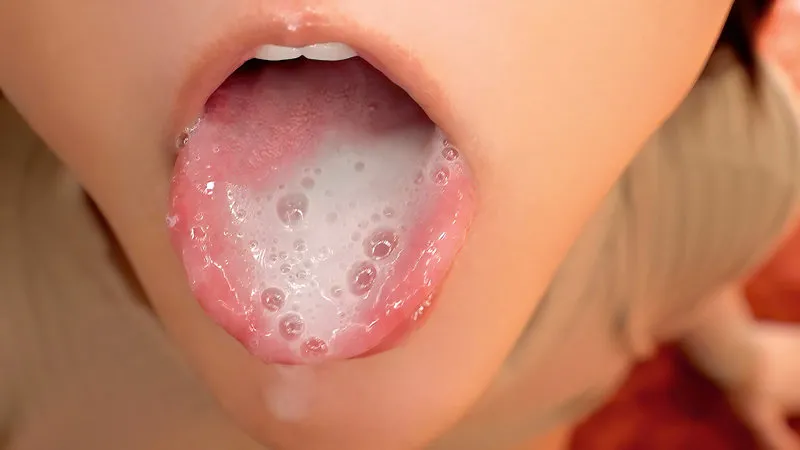 爆乳Iカップ揺らして舐めまくりファック！杭打ちピストン騎乗位からすぐさまPtoMガッツリフェラで上下の口でチ●ポしゃぶり上げる！ベロチュー・耳舐め・唾液交換の果てに舌上射精にごっくんと最初から最後まで全身汁まみれ！ 羽生アリサ 画像3